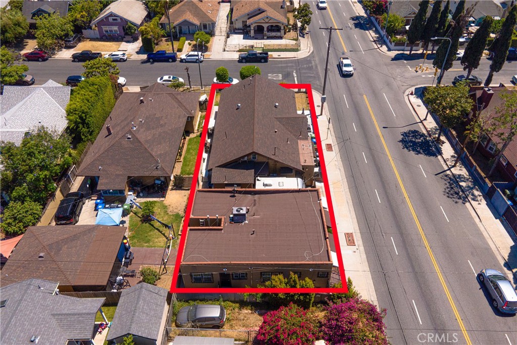 2289 W 29th Place