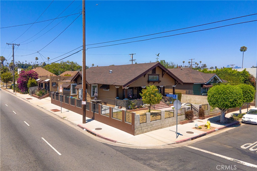 2289 W 29th Place