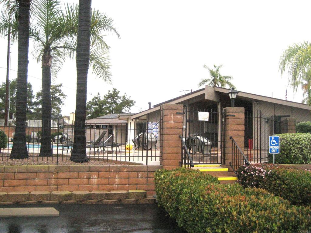 1175 La Moree Road 33