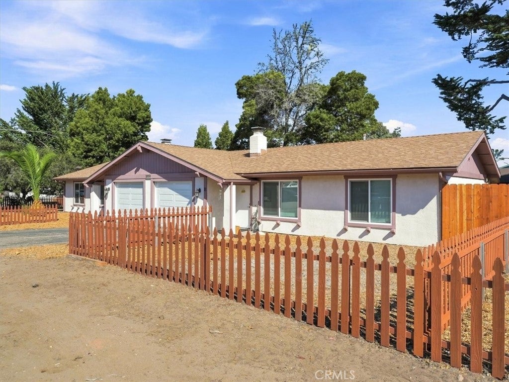 1050 Santa Ynez Avenue