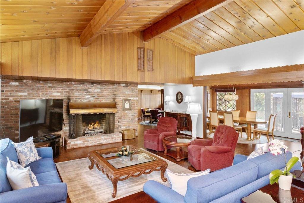 843 Alta Vista Drive