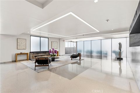 Photo of 818 N Doheny Dr #308, West Hollywood, CA 90069 (MLS # OC26083567)