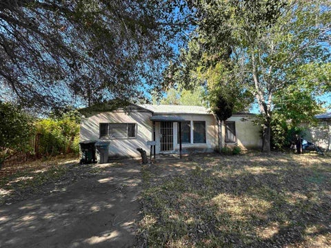 Photo of 1119 S Juniper ST, Escondido, CA 92025 (MLS # 260025240SD)