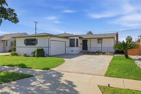 11537 Tarron Hawthorne CA 90250