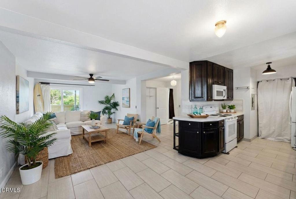 251 S Ventura Road 210