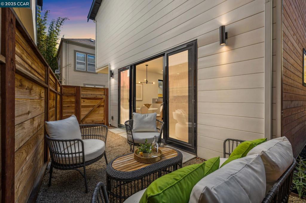 EMERYVILLE - Residential