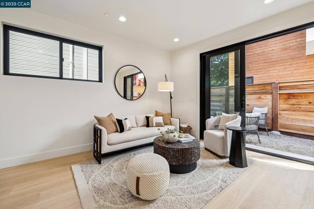 EMERYVILLE - Residential