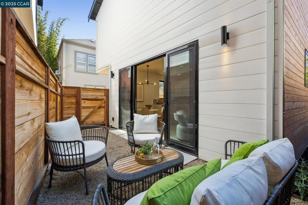 EMERYVILLE - Residential