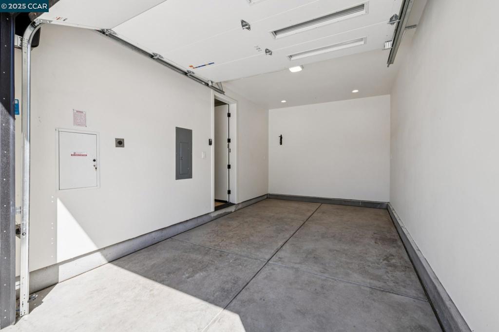 EMERYVILLE - Residential