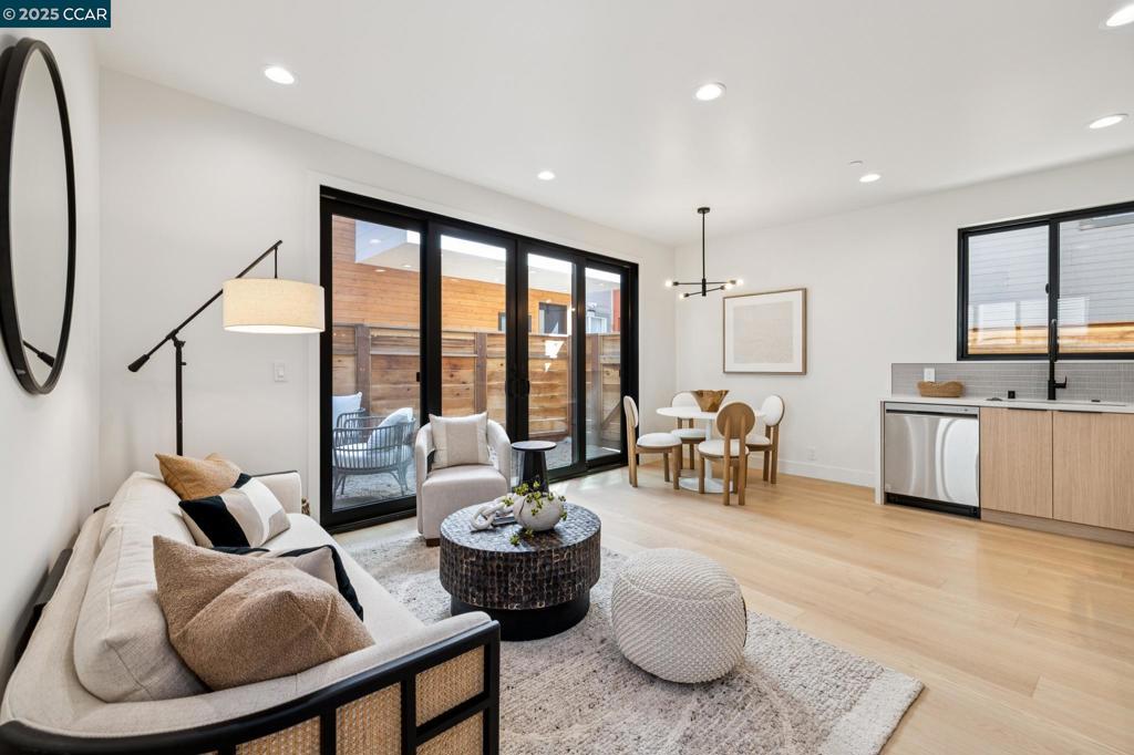 EMERYVILLE - Residential