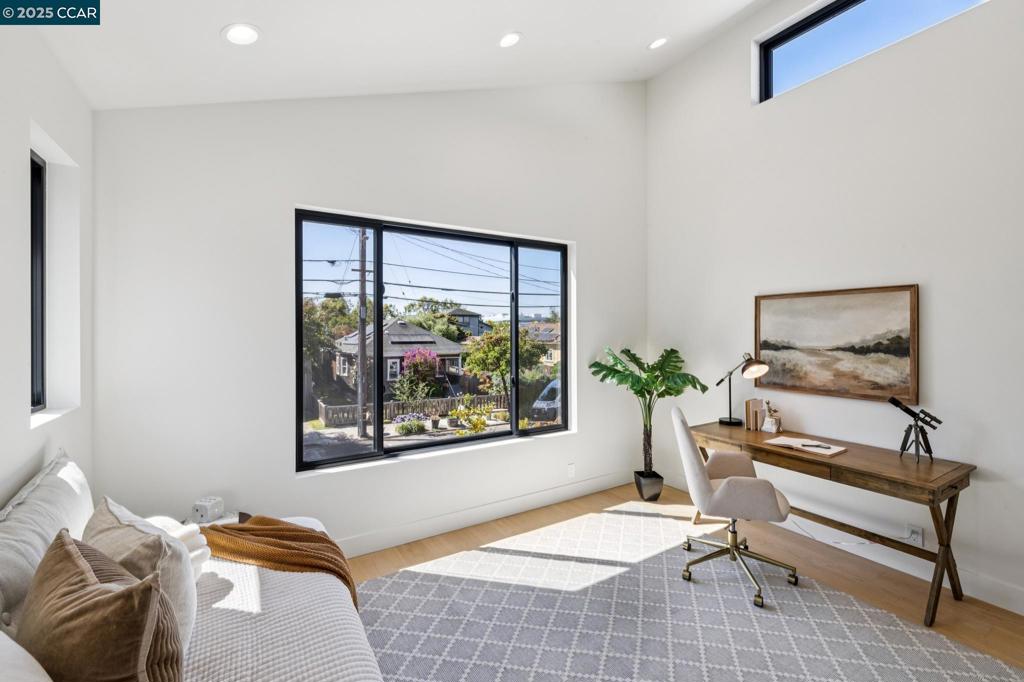 EMERYVILLE - Residential