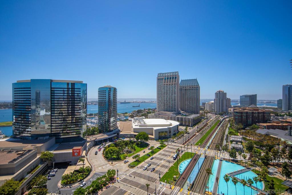 100 Harbor Dr 2205