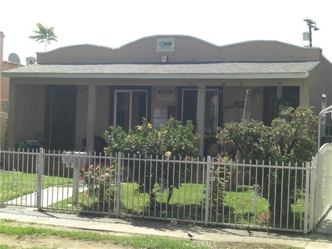 Photo of 632 E 85th St, Los Angeles, CA 90001 (MLS # SB26086603)