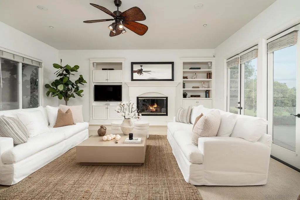 San Diego, California 92130, United States, 5 Bedrooms Bedrooms, ,6 BathroomsBathrooms,Residential,Active,125385