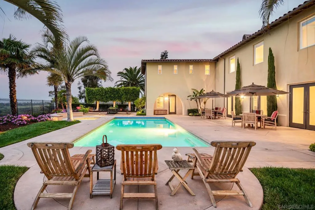 San Diego, California 92130, United States, 5 Bedrooms Bedrooms, ,6 BathroomsBathrooms,Residential,Active,125385