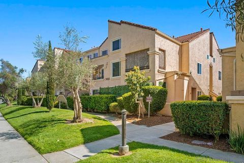 Photo of 3925 Nobel Dr Dr #31, San Diego, CA 92122 (MLS # 260017793SD)