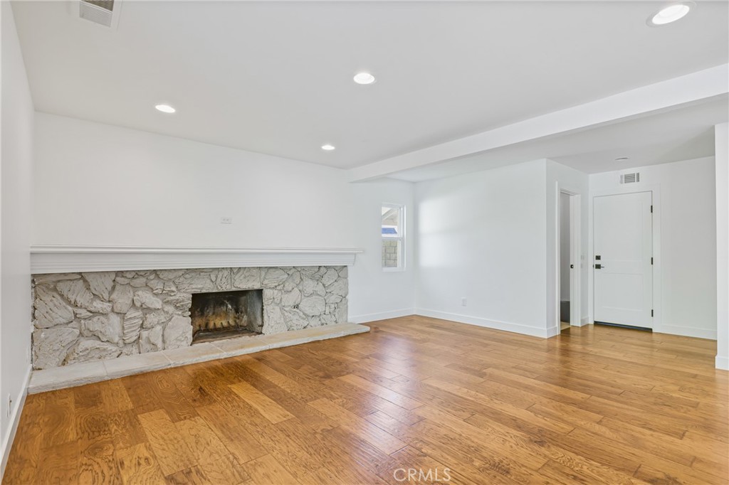 Country (CTRY) - Residential