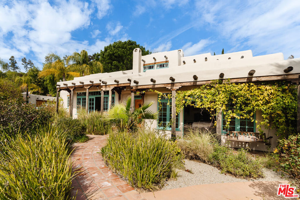 2865 Marquette Drive