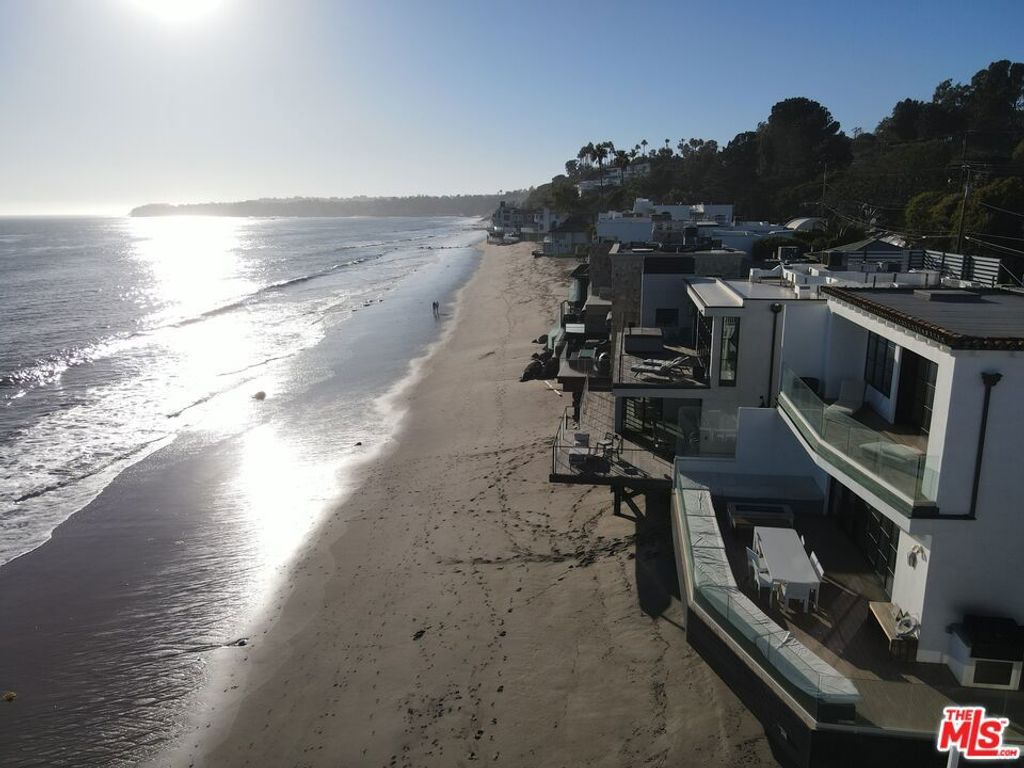 Photo of 27212 Pacific Coast Highway, Malibu, CA 90265 (MLS # 25612647)
