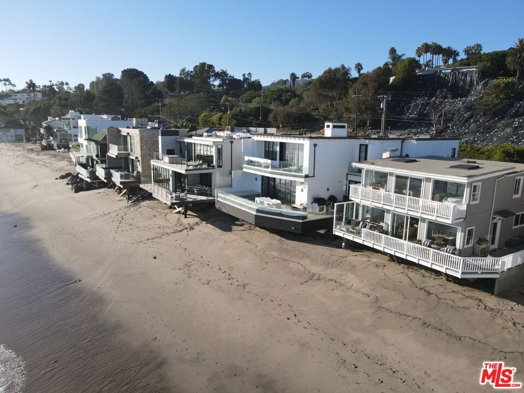 Photo of 27212 Pacific Coast Highway, Malibu, CA 90265 (MLS # 25612647)