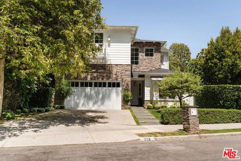 Photo of 356 E Rustic Road, Santa Monica, CA 90402 (MLS # 26837313)