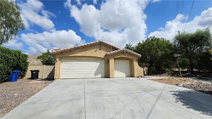 A fantastic home in a fantastic Mission Lakes Golf community with a fantastic view of all the cities. This large single floor plan has 3 very nice sized bedrooms. 2 full bathrooms. A huge open kitchen & living room concept.  Granite kitchen counter tops. A small island and lots of counter top space as well as cabinetry. A huge master bedroom with a sliding door to the exterior. A master bathroom with a large tub and separate shower and duel sinks. New flooring, central AC & heat and a large 3 car garage. A low maintenance front yard landscape. A nice sized back yard without any back neighbors peeking in at you. This home was built in 2006 and is ready for you to move in.