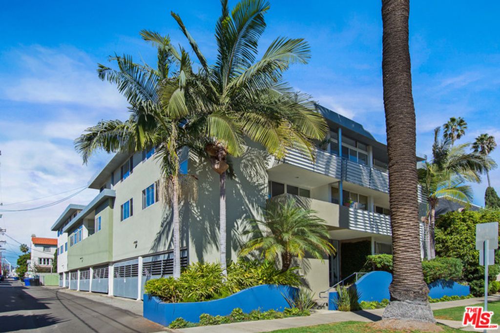 listing image 130720750596375942861