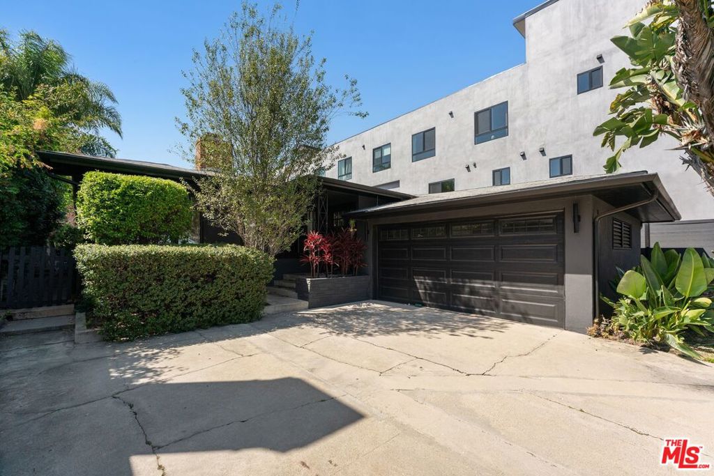 1903 Preuss Road