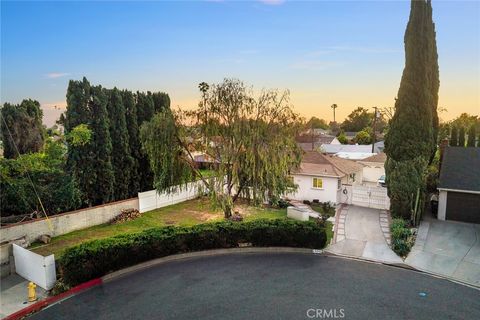 Photo of 4847 Ardsley Dr, Temple City, CA 91780 (MLS # CV26053270)