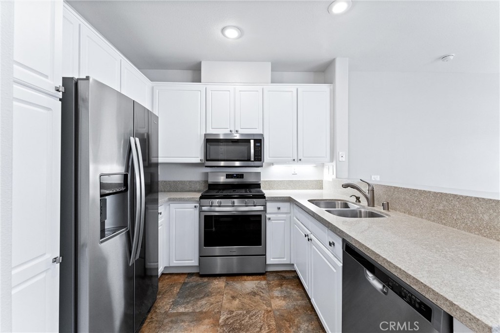 Bella Ventana (BVT) - Residential Lease