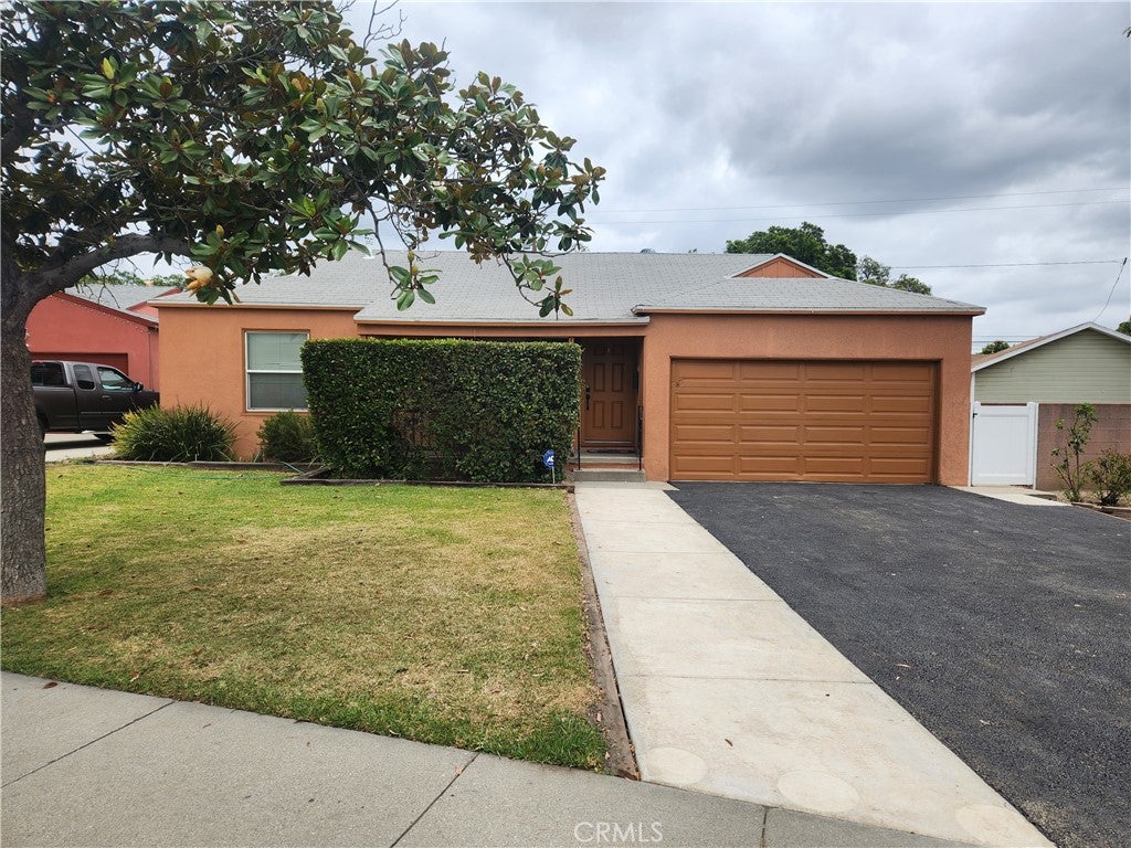 10208 Colima RD