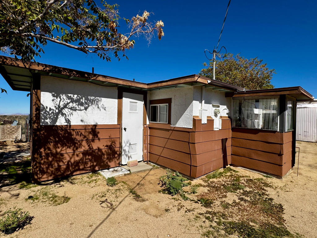 56606 Skyline Ranch Road