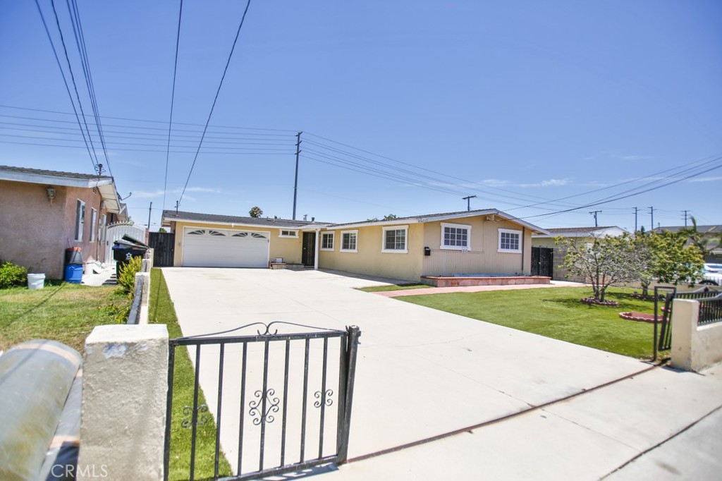12232 Lorna Street