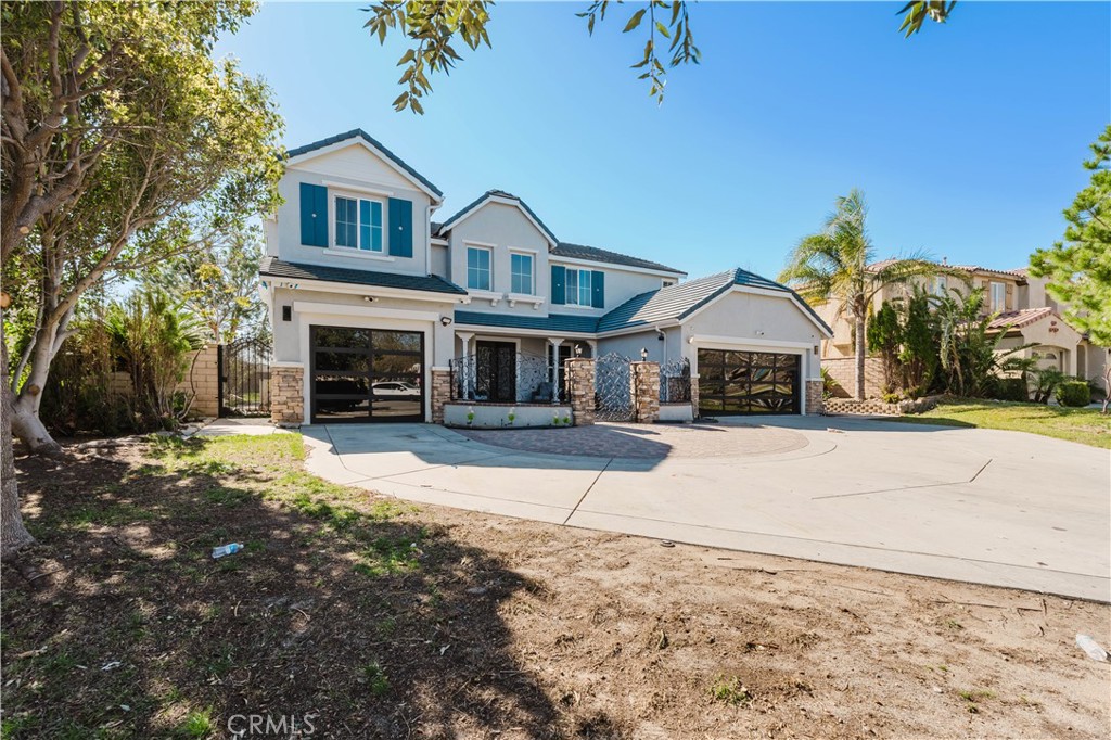 13859 Oak Leaf Way