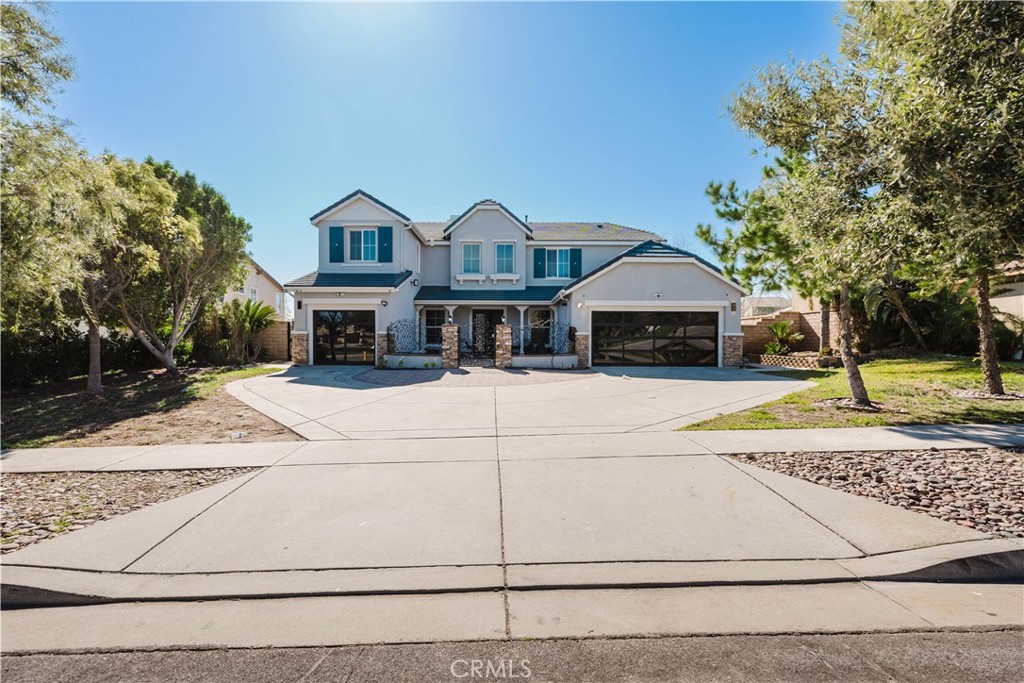 13859 Oak Leaf Way
