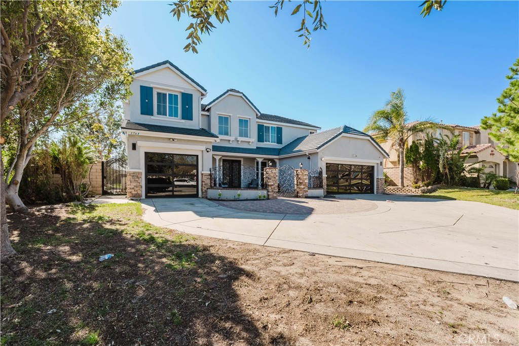 13859 Oak Leaf Way