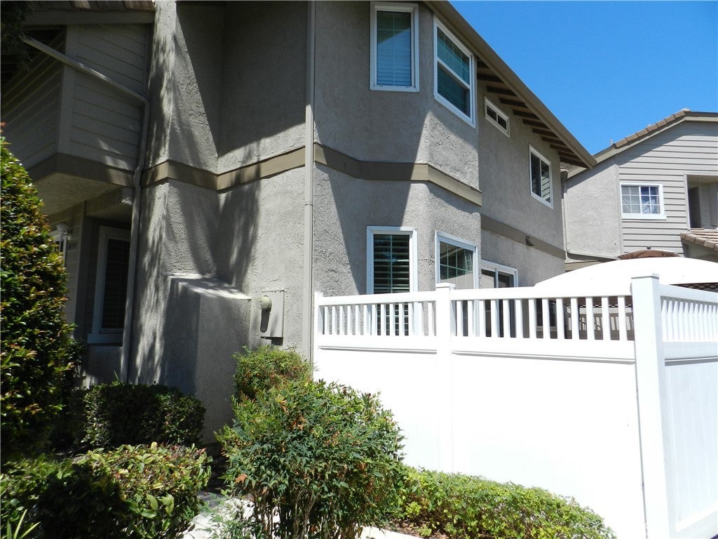 24393 Hillsdale 18