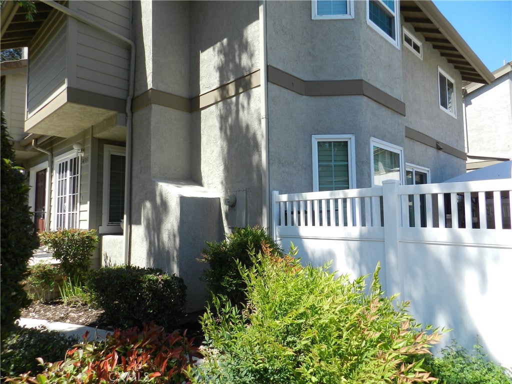 24393 Hillsdale 18