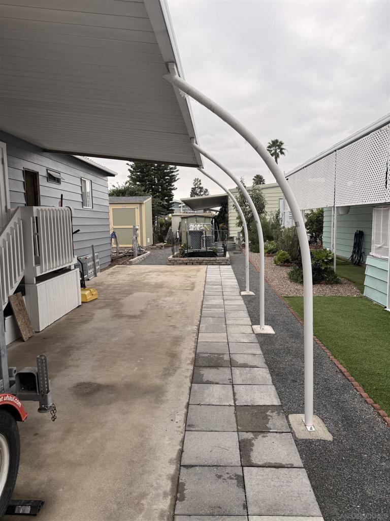 2300 E Valley PKWY 109