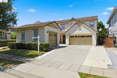 Photo of 749 Ellerbrook St ST, Mountain House, CA 95391 (MLS # 41144064)