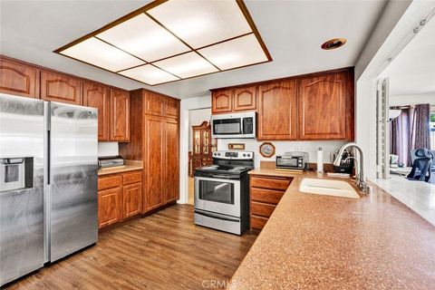 1832 Brookshire Avenue Tustin CA 92780