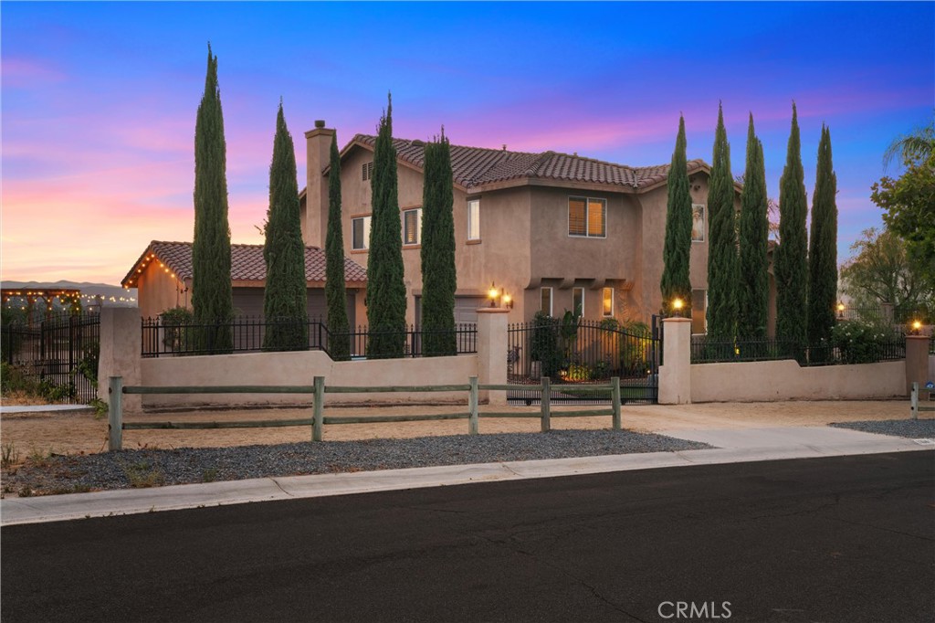 1104 Thoroughbred Lane