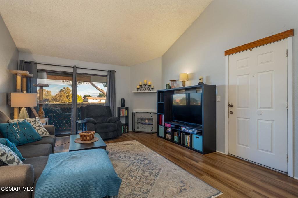 44442 15th Street E 5