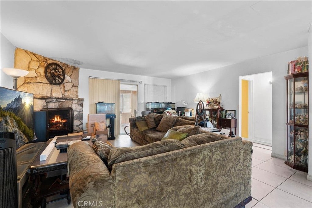 13280 Winfield