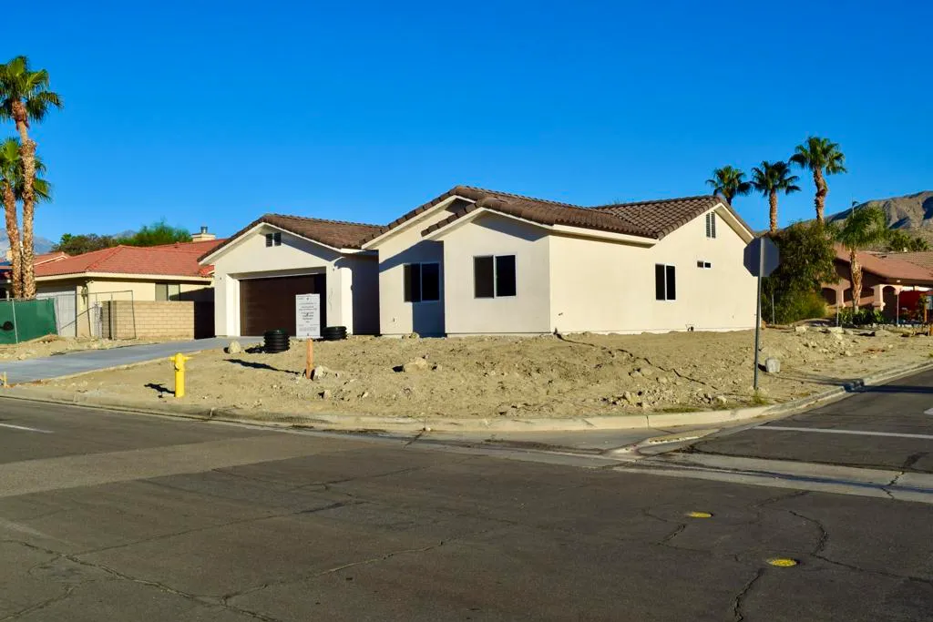 Desert Hot Springs, California 92240, United States, 4 Bedrooms Bedrooms, ,2 BathroomsBathrooms,Residential,Active,236140