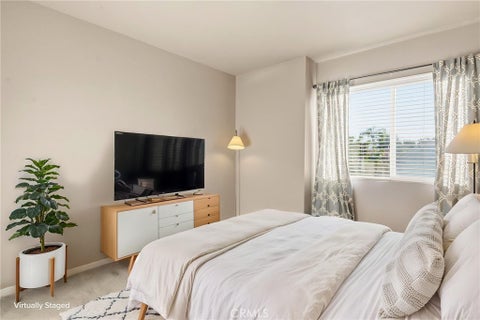 Tiny photo for 24498 Mooncrest Circle, Murrieta, CA 92562 (MLS # SW26233035)