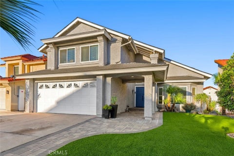 Photo of 24498 Mooncrest Circle, Murrieta, CA 92562 (MLS # SW26233035)