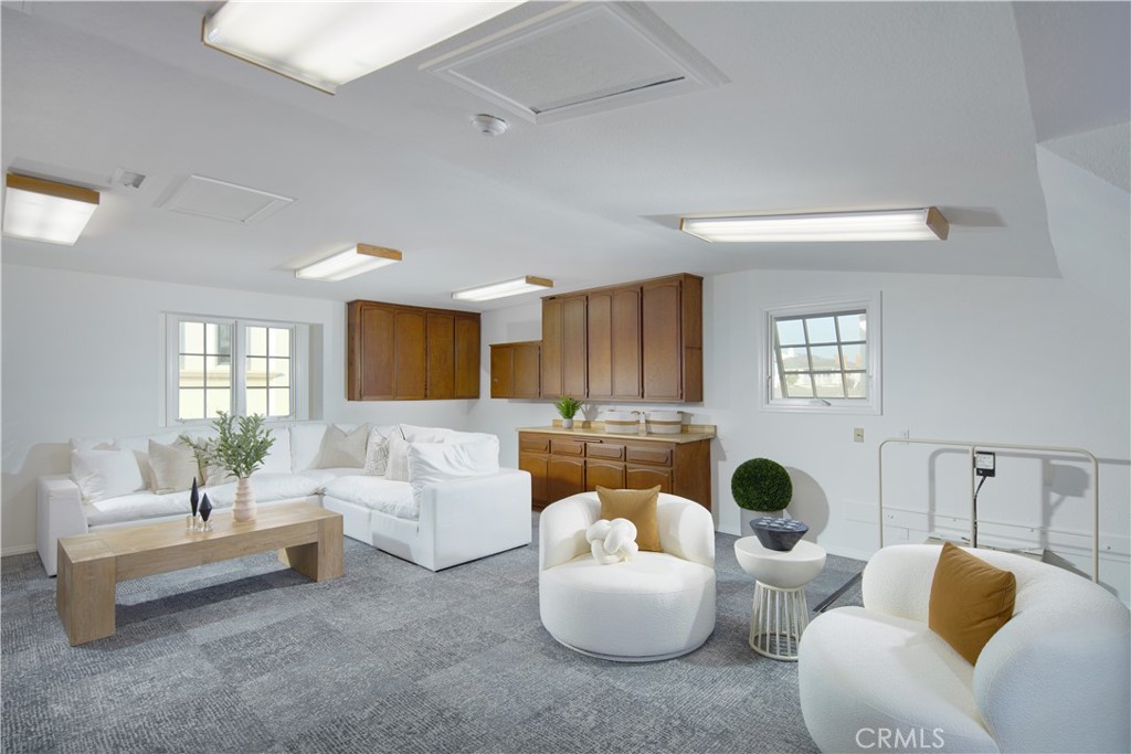 Corona del Mar South of PCH (CDMS) - Residential