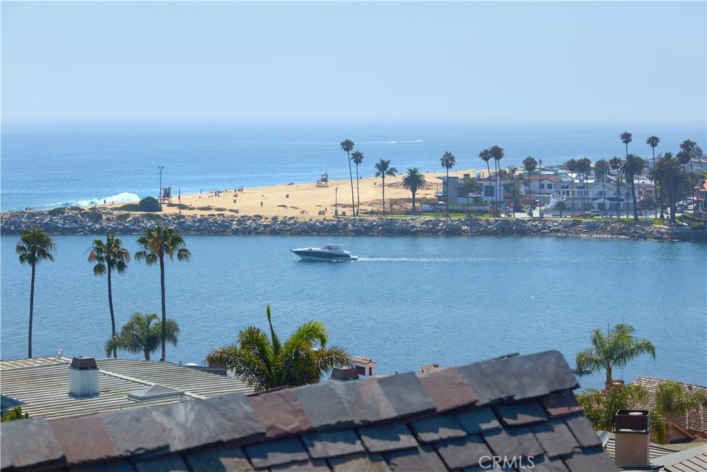 Corona del Mar South of PCH (CDMS) - Residential