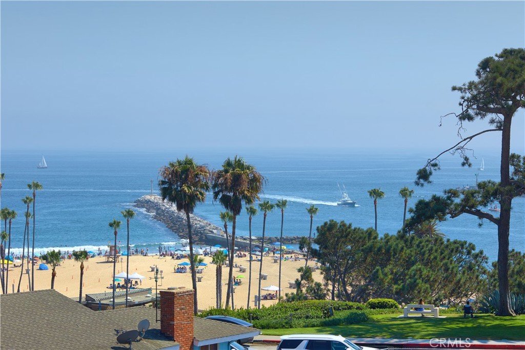 Corona del Mar South of PCH (CDMS) - Residential